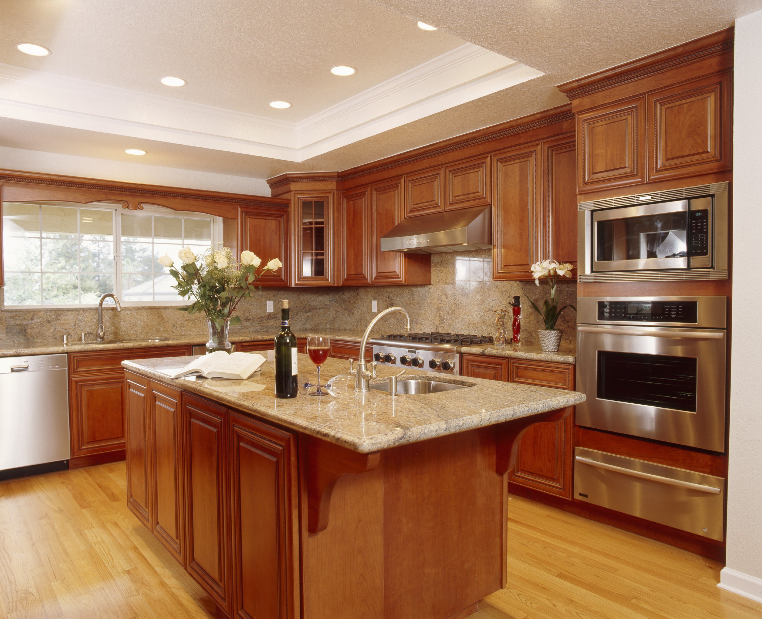 Kitchen Cabinets in St. Louis, MO